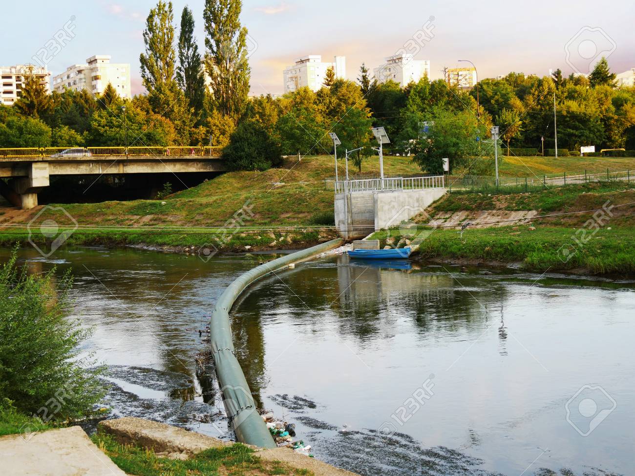 Piscine Coque 8x4 Dans Maison Bois