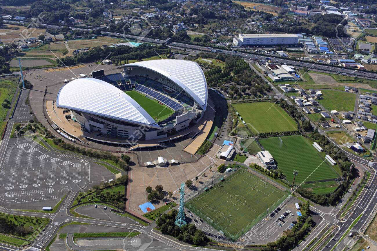 138690989-soccer-stadium-saitama-stadium