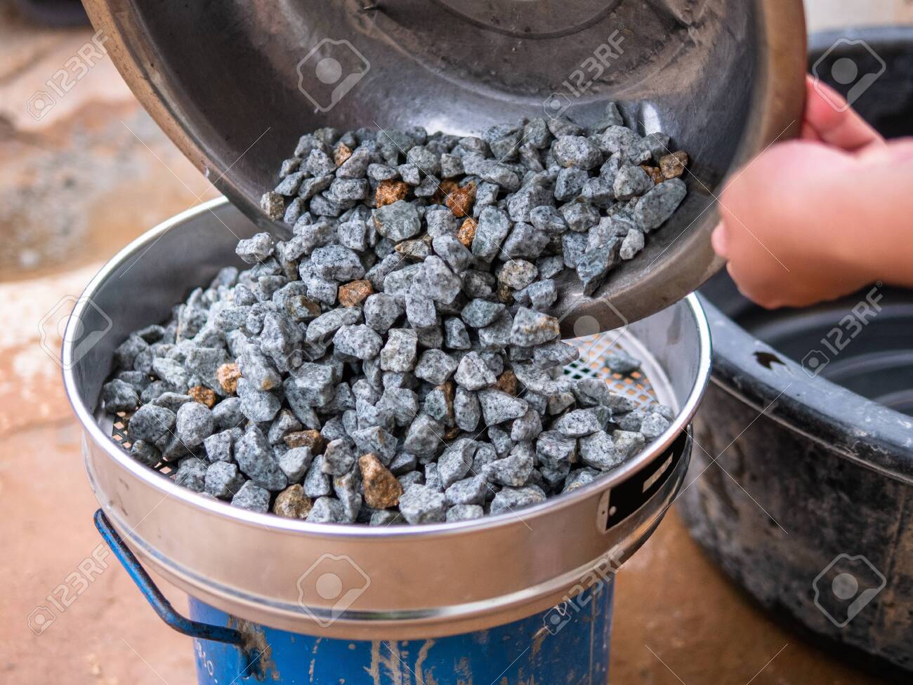 Laboratory, Standard Testing Method for Clay Lumps and Friable Particles in Rock Aggregates in Construction Work, Dam, Tunnel, Highway - 148795856 Laboratory, Standard Testing Method for Clay Lumps and Friable Particles in Rock Aggregates in Construction Work, Dam, Tunnel, Highway - 148795856