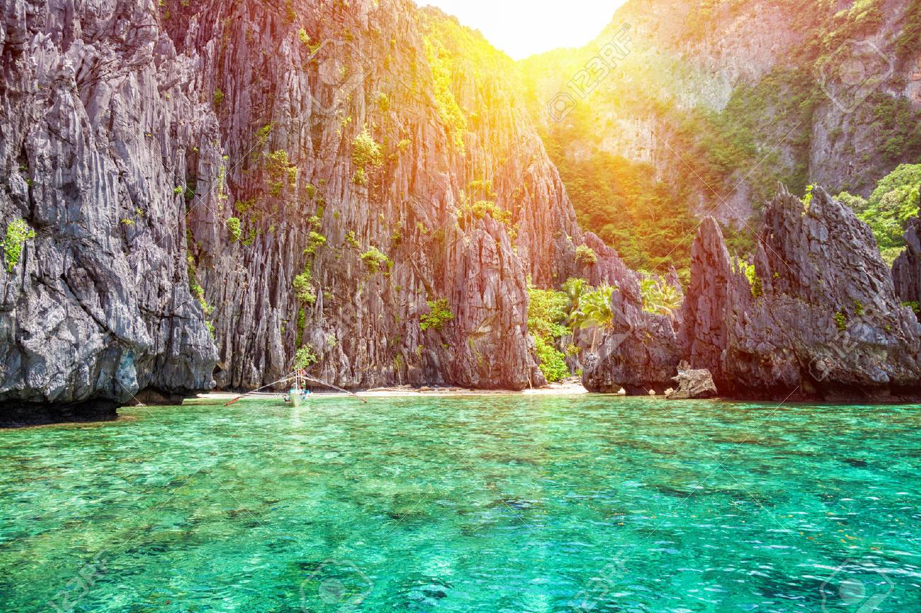 Schone Landschaft Landschaft In El Nido Philippinen Lizenzfreie Fotos Bilder Und Stock Fotografie Image