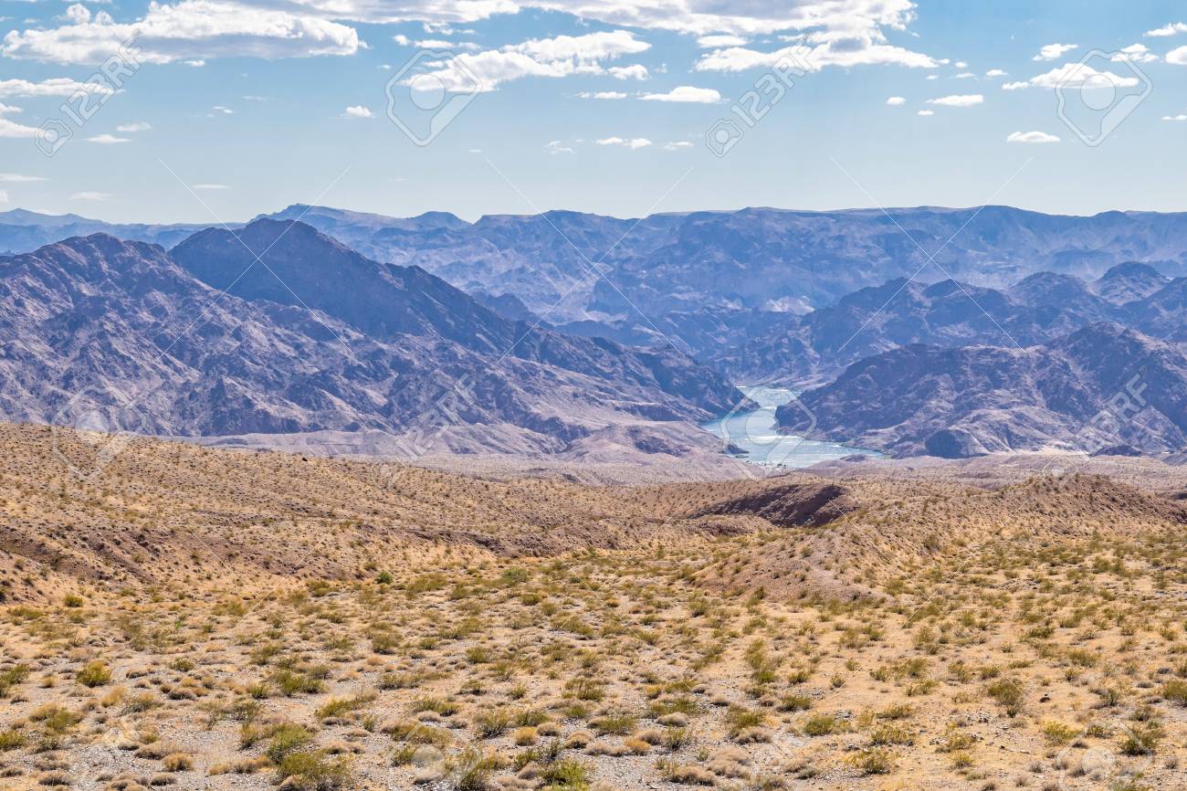 114746446-nevada-mojave-desert-with-the-