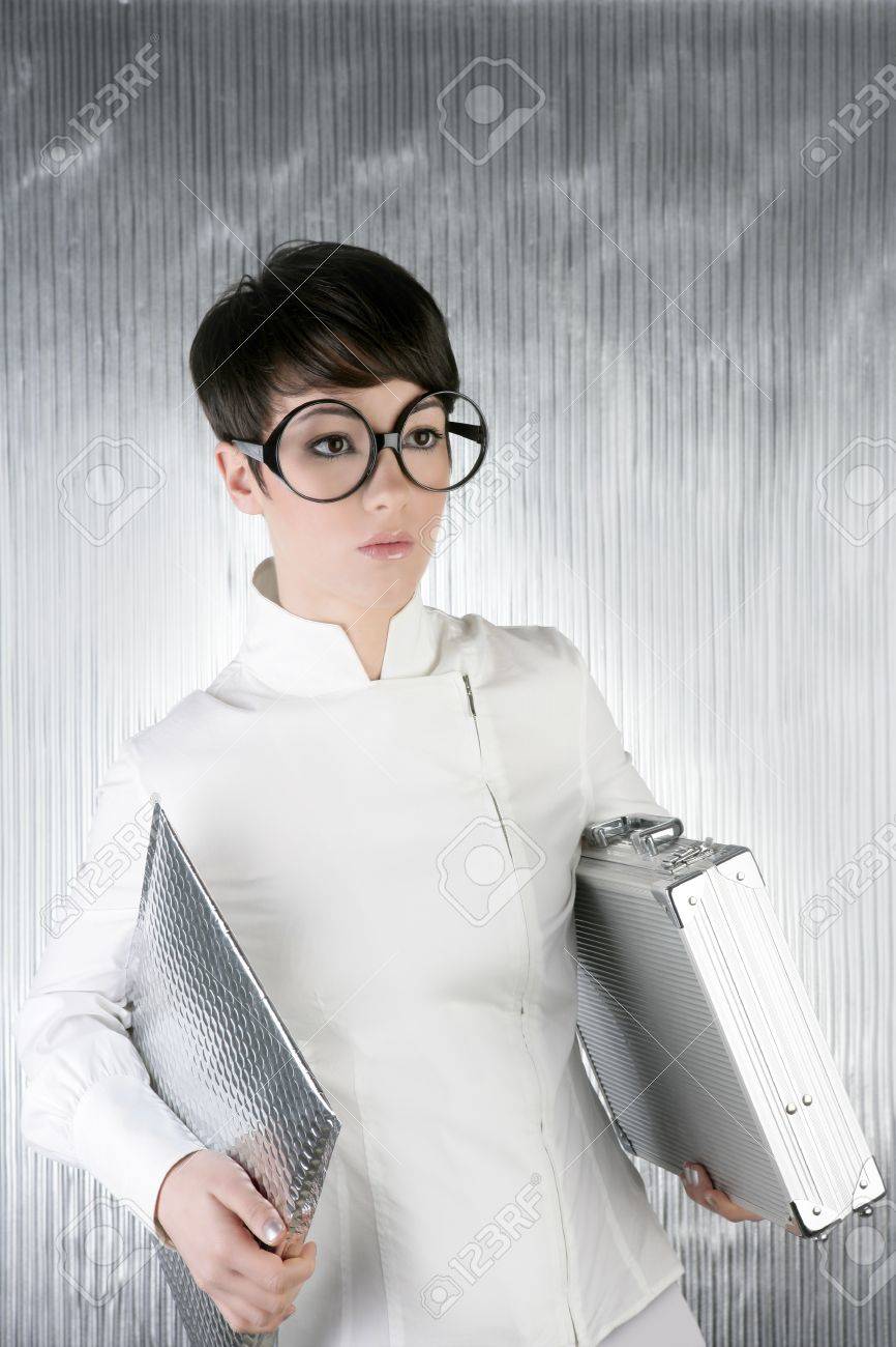 Scarica Gratis Images Femme D Affaires Humour Drole Grandes Lunettes Rondes Tenant Une actualisé salutations