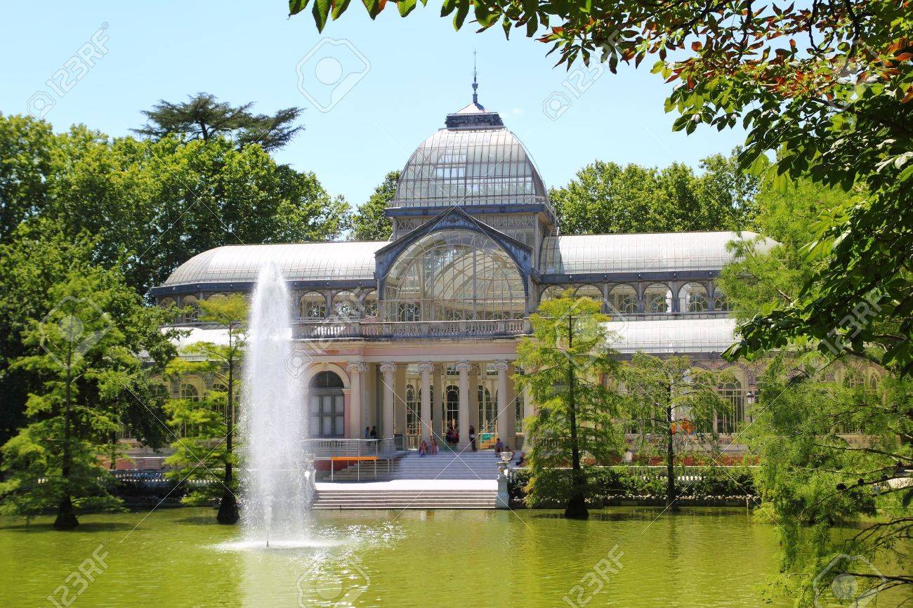 レティーロ公園ガラス水晶宮殿スペイン マドリード Palacio De クリスタル の写真素材 画像素材 Image レティーロ公園ガラス水晶宮殿スペイン マドリード Palacio De クリスタル の写真素材 画像素材 Image