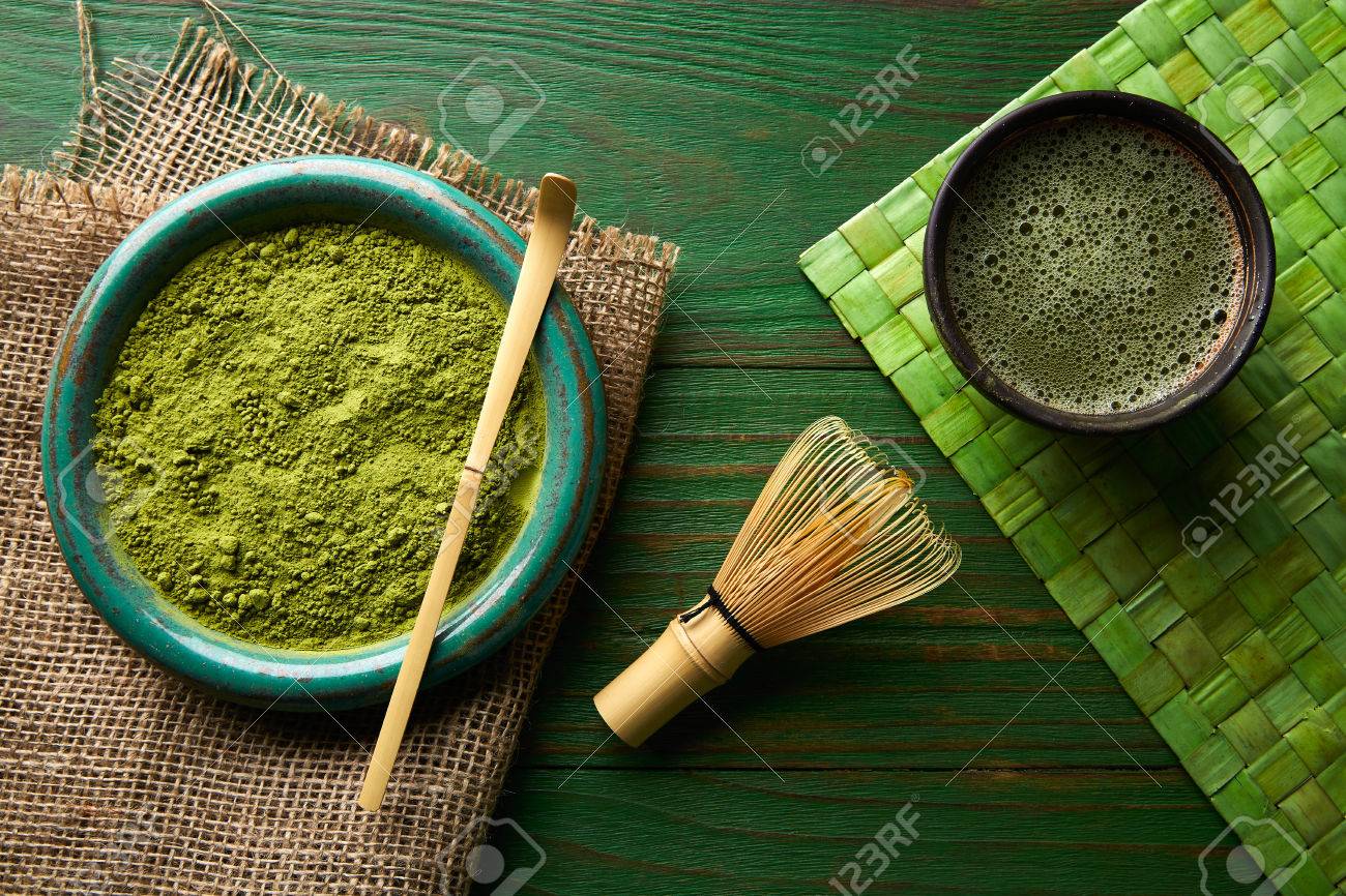Matcha tea powder bamboo whisk chasen and spoon for japanese ceremony - 65791842 Matcha tea powder bamboo whisk chasen and spoon for japanese ceremony - 65791842