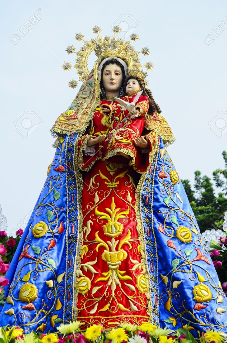 Statue De La Sainte Vierge Marie Mere Vierge Avec L Enfant Jesus Banque D Images Et Photos Libres De Droits Image