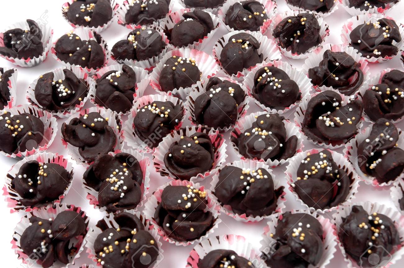 Modele De Gateau Au Chocolat A Sec Banque D Images Et Photos