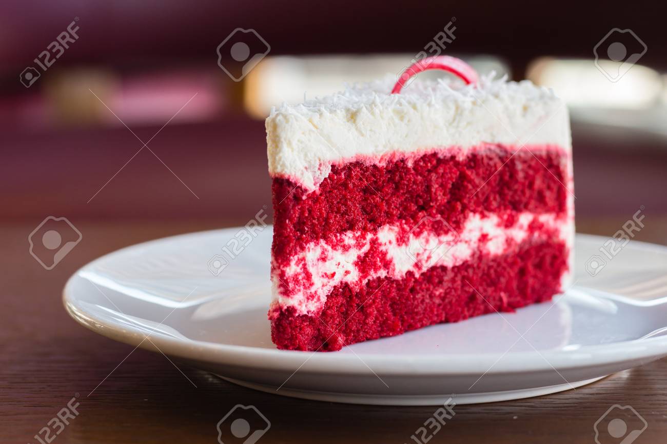 レッド ベルベット ケーキのスライス の写真素材 画像素材 Image レッド ベルベット ケーキのスライス の写真素材 画像素材 Image