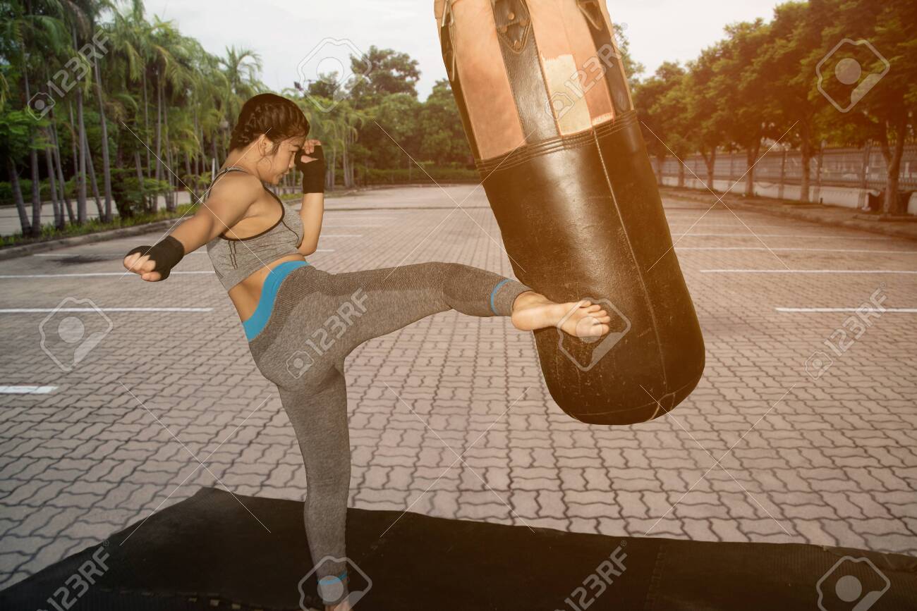 Muay Thai Boxing