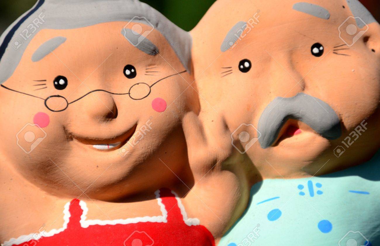 おじいちゃんとおばあちゃんの人形焼き粘土 の写真素材 画像素材 Image