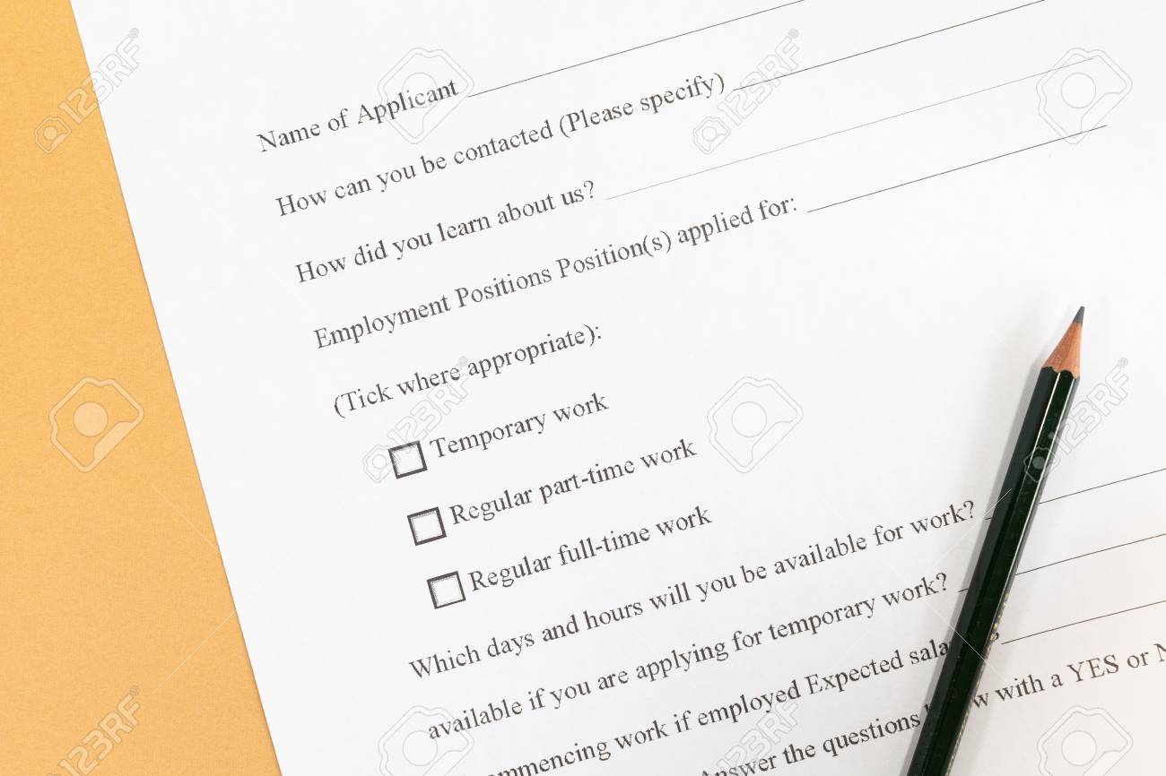 close up blank employment application paper form ロイヤリティー