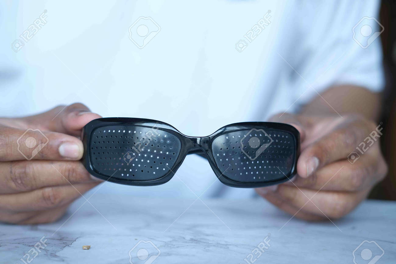 Gafas perforadas sale