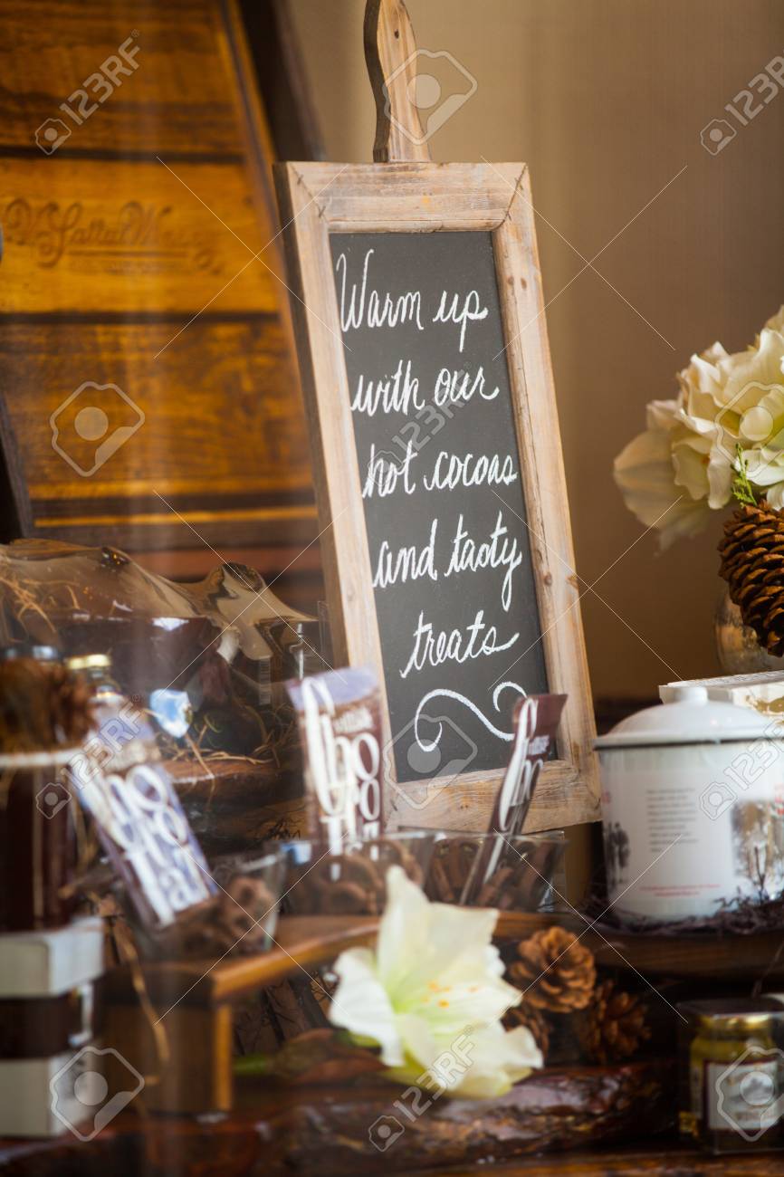 アメリカでカフェのインテリア の写真素材 画像素材 Image