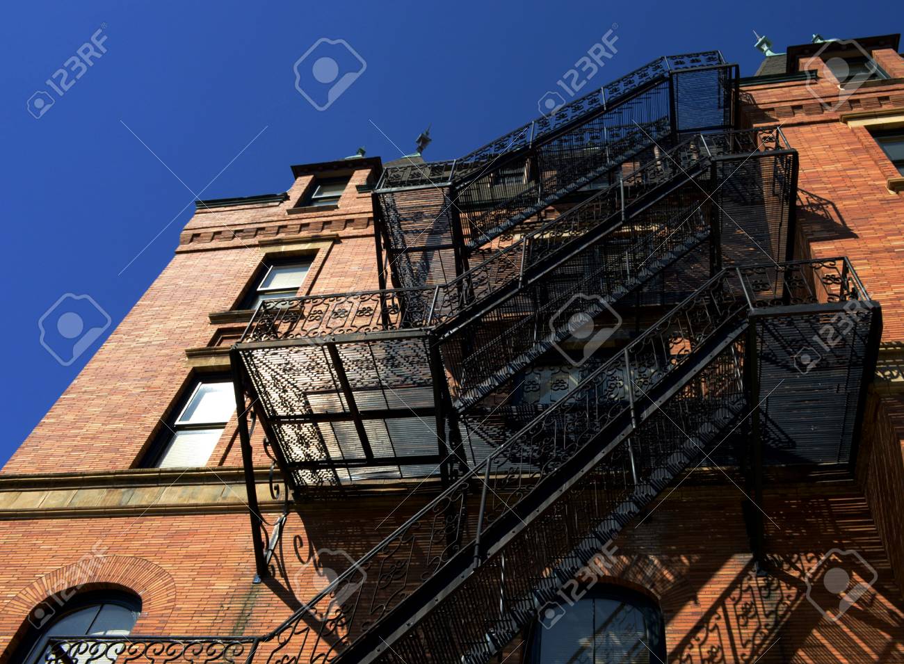 etiam-dictum-ipsum-a-felis