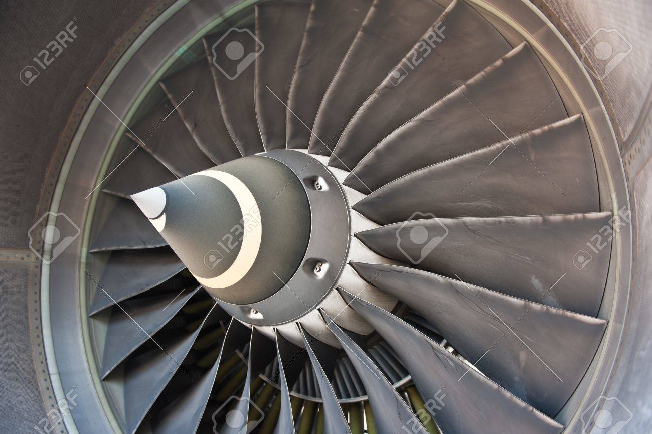 航空機ジェット エンジンのタービンブレードの写真素材・画像素材