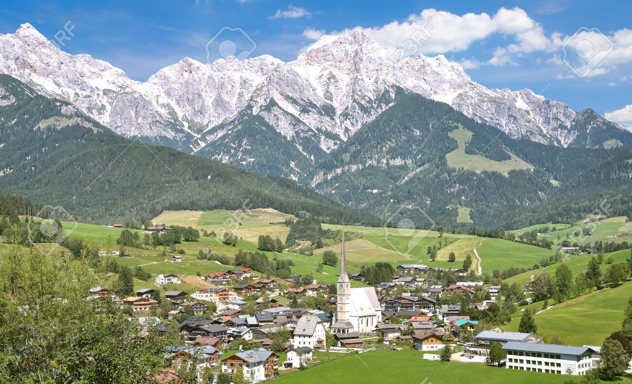 Das Speed-Dating fr Senioren hat eingeschlagen. Chronik Autorenbild. Kniglicher Ausflug ans Meer: Felipe und Letizia besuchten Touristen. Weltpolitik Salzburger Nachrichten | comunidadelectronica.com