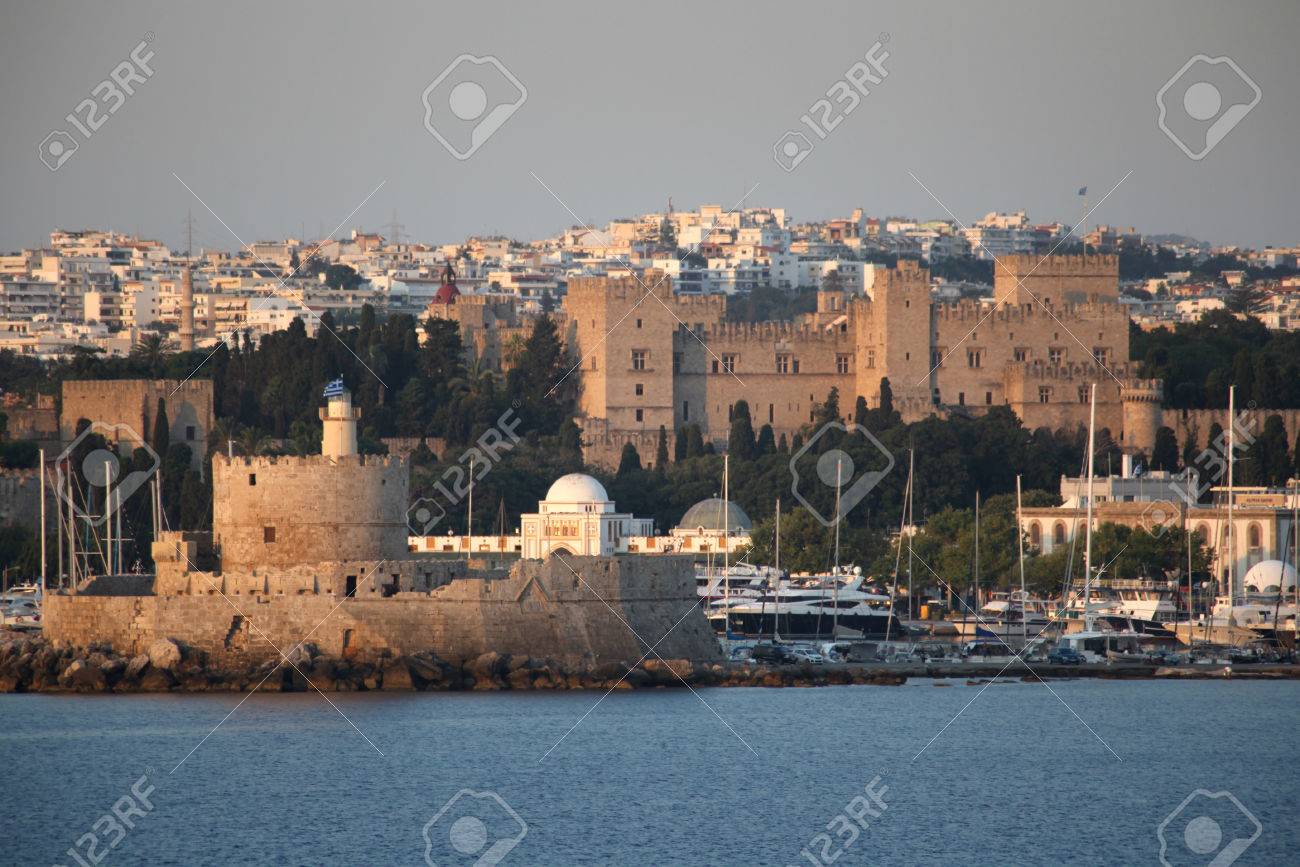 Festung Von St Nikolaus Und Der Palast Der Grossmeister Rhodos Stadt Rhodos Griechenland Lizenzfreie Fotos Bilder Und Stock Fotografie Image