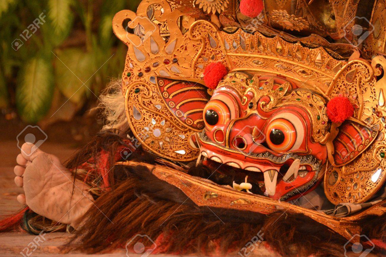 バリ島 バロンダンス 彫刻