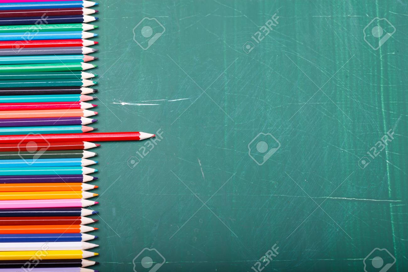 Palette Ensemble De Crayons Aiguisés Colorés Brun Rouge Jaune Bleu