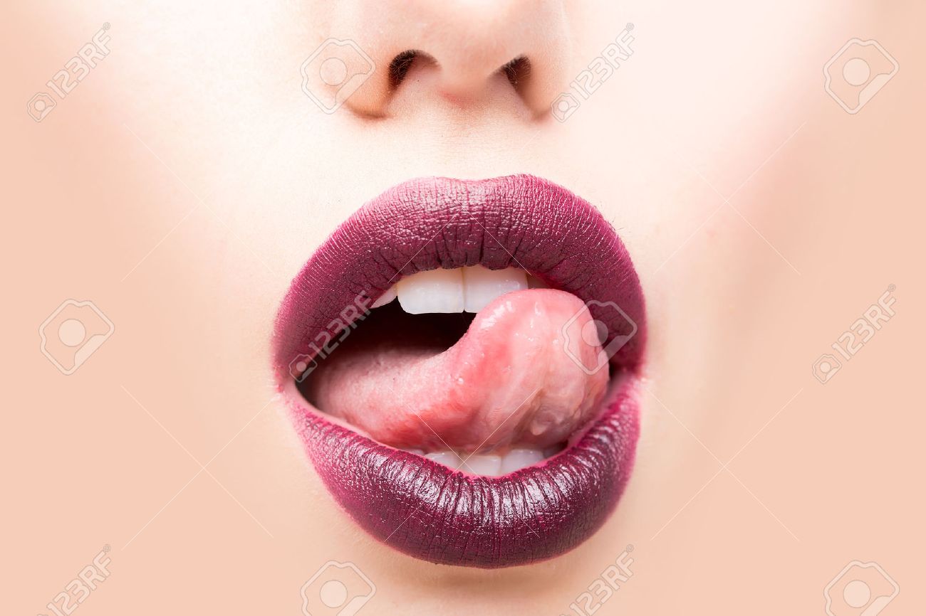 lip mouth sexy tongue tounge toungue Gothic punk pussy
