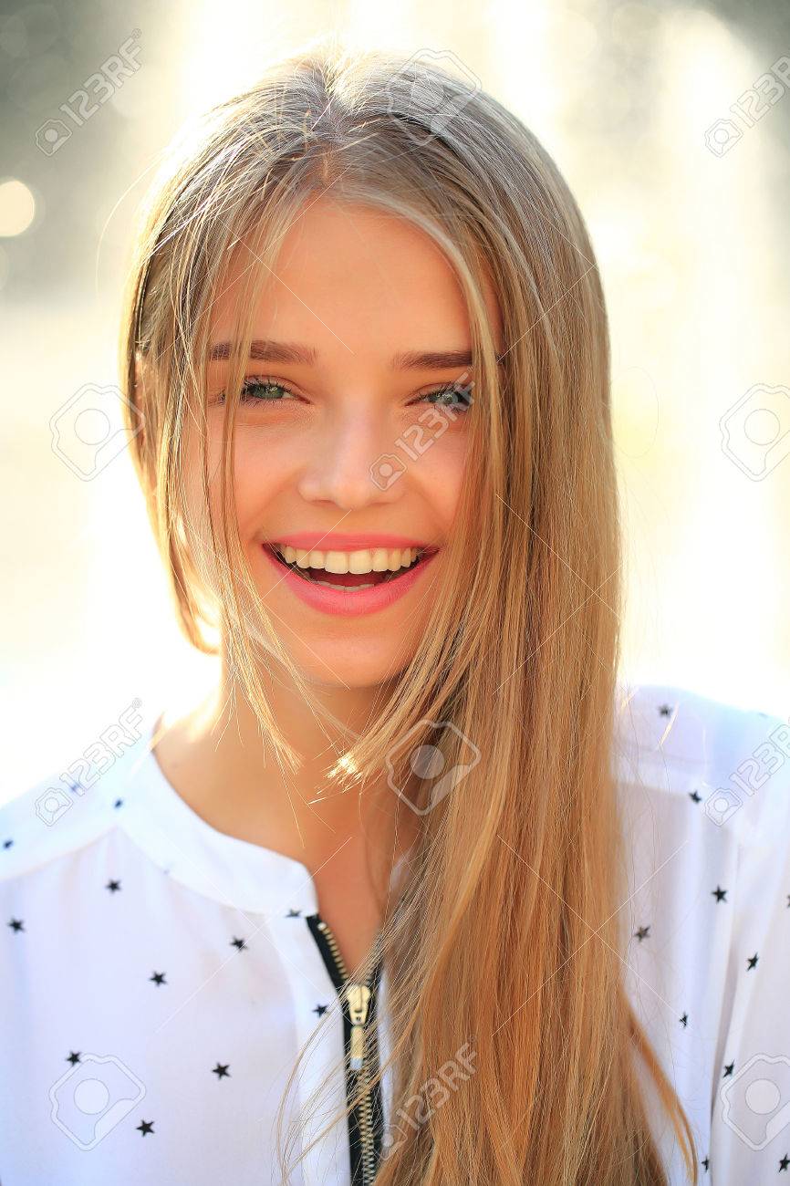 Pretty White Teen Girls