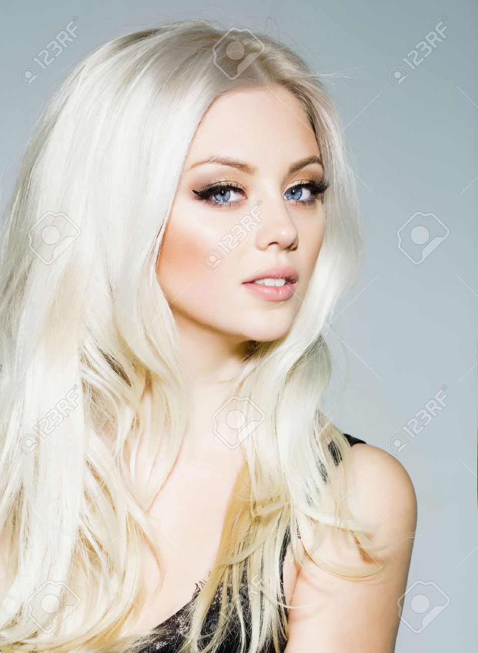 Long Platinum Blonde Hair Long Platinum Blonde Hair
