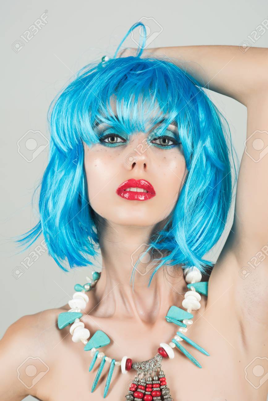 perruque bleue femme