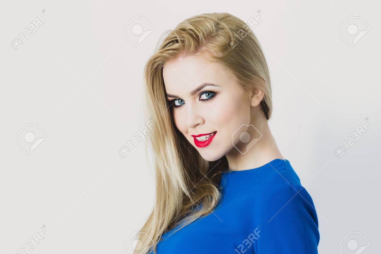 blue dress red lips