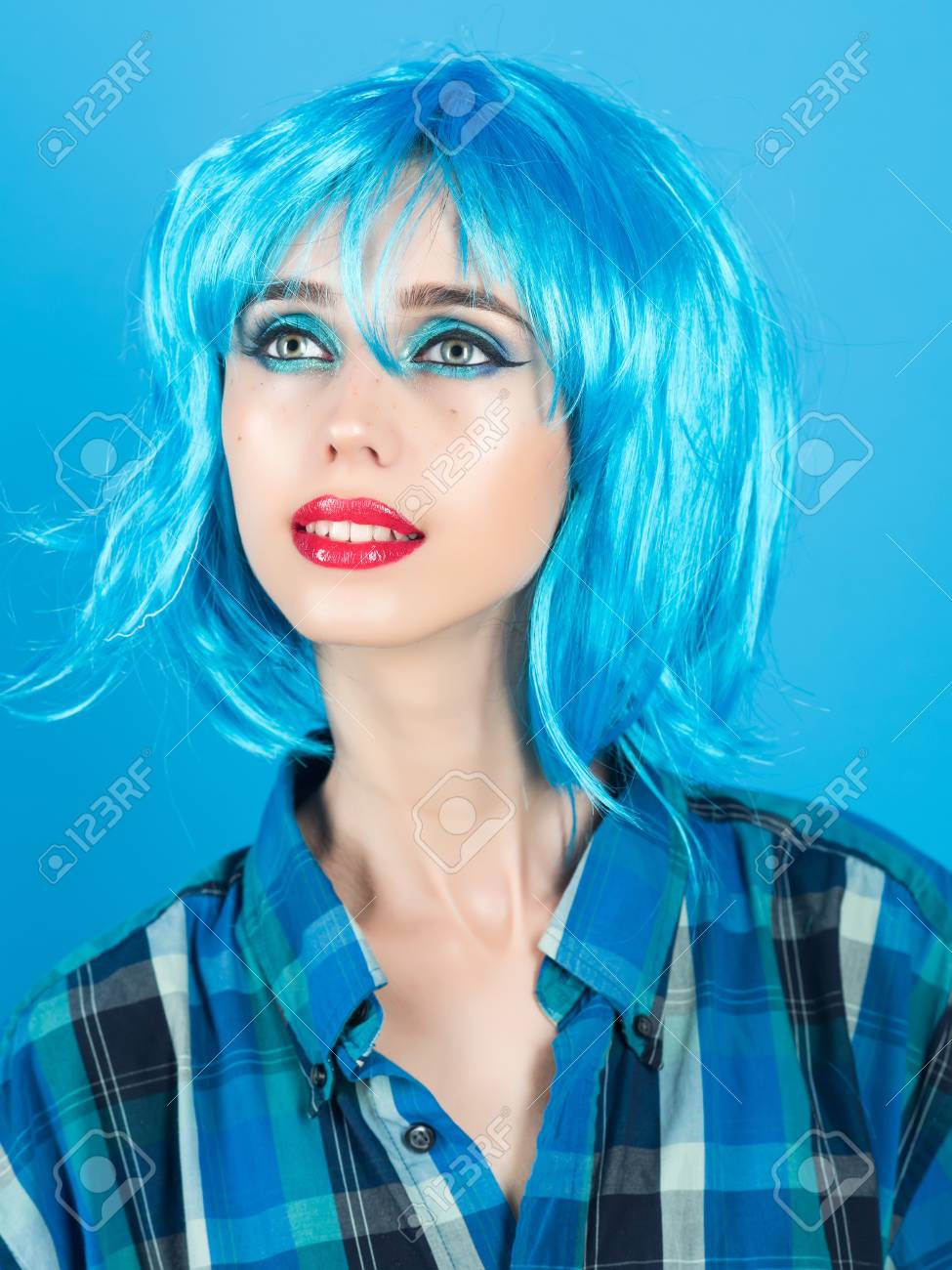 blue wig salon