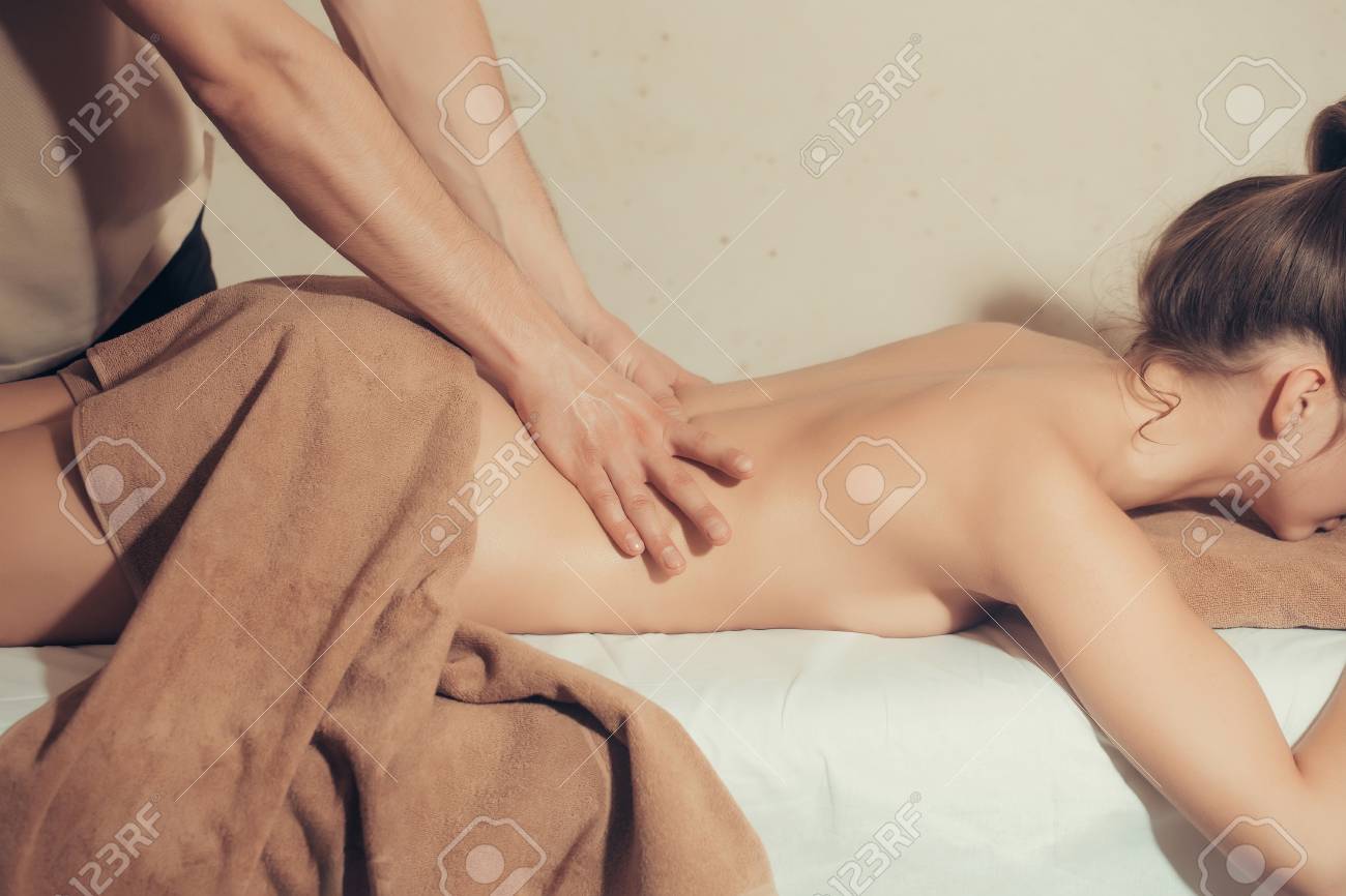Alan Tudyk nackt in einem Film männlich zu männlich sexy Massage