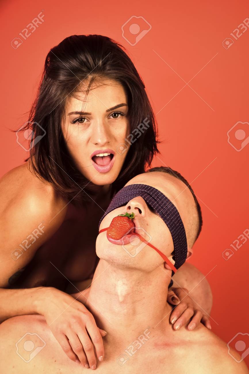 夫婦　緊縛 セックス緊縛、恋のカップルの写真素材・画像素材 Image 101522395