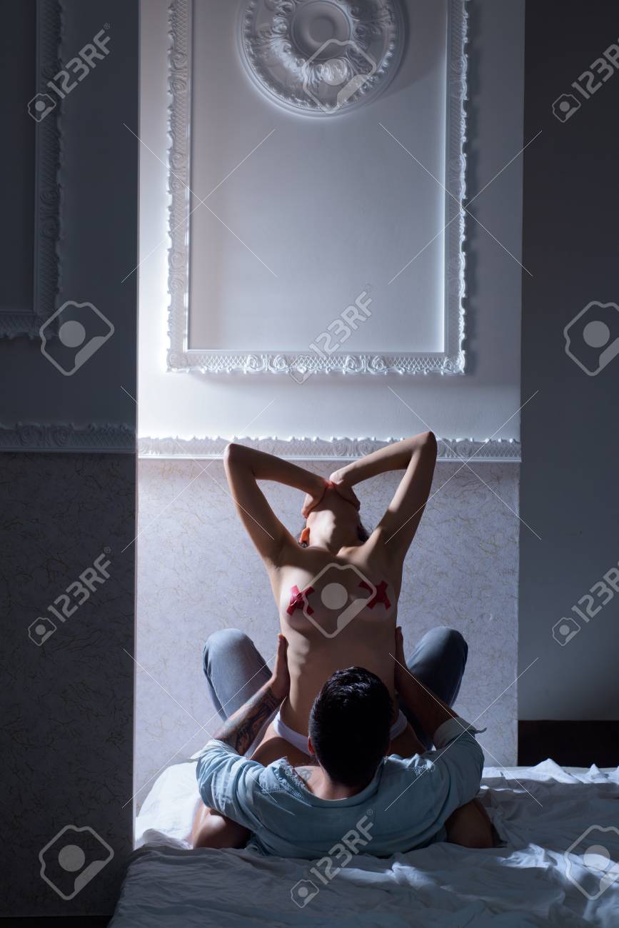 Jazmine cashmere ass like that Blindfolded sex bed
