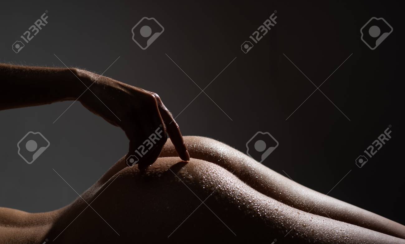 Anticellulite Massage. Woman Procedure And Butt Care. Naked Female In Spa  Procedure And Therapeutic Massage. Body Care. Women Without Cellulite.  Professional Care Butt And Legs At Wellness Center. Фотография, картинки,  изображения и