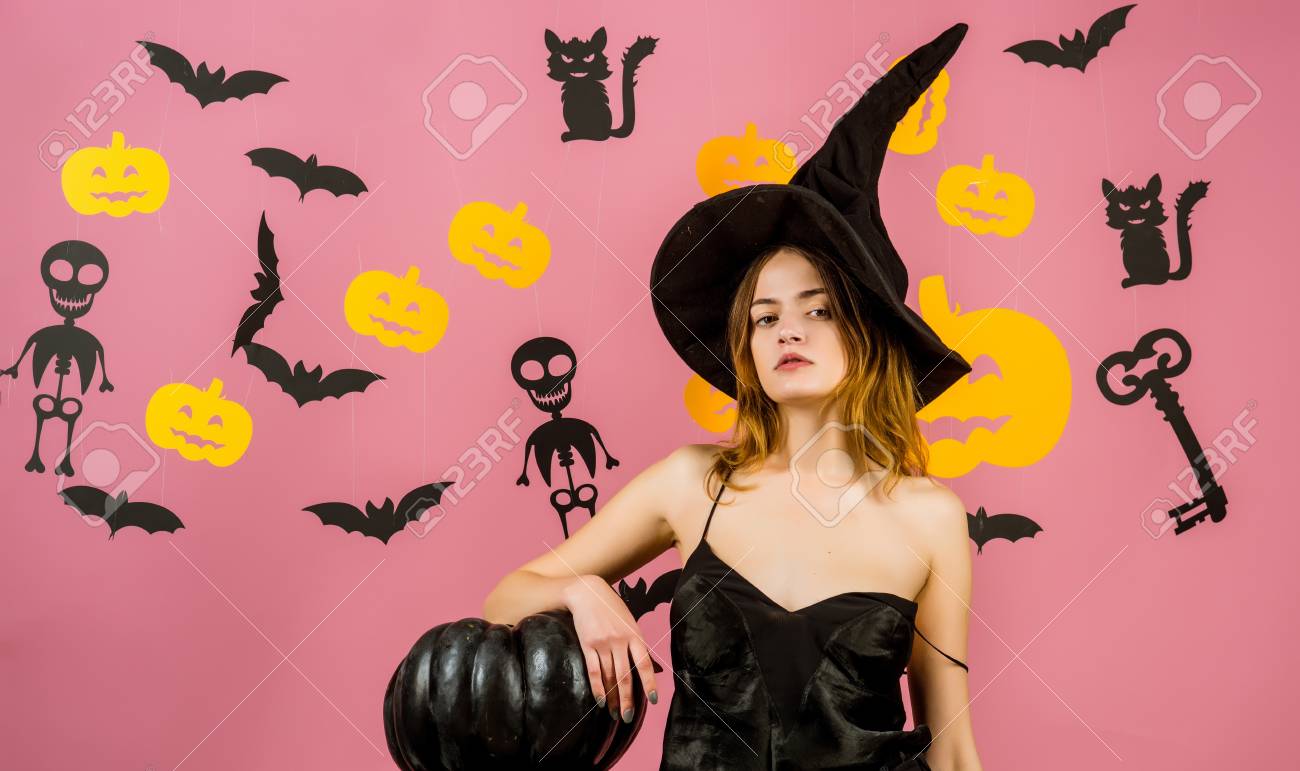 Halloween sexy girl costumes nude
