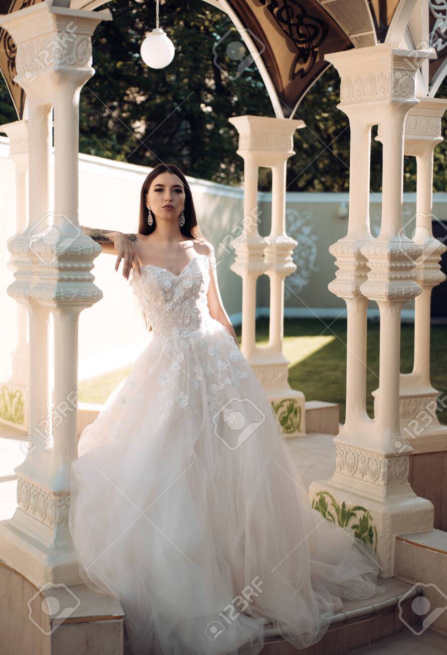 elegant wedding gown