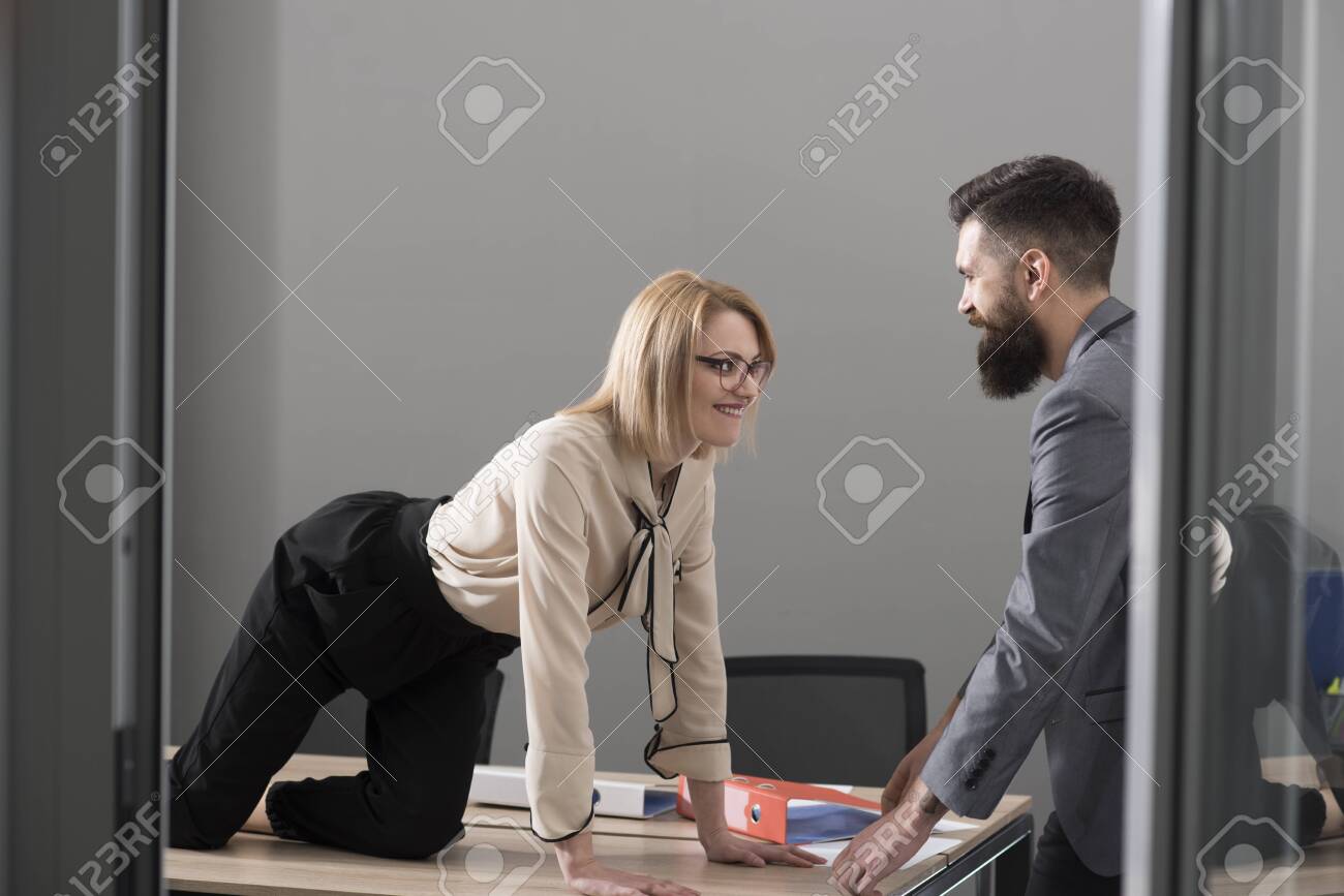 Seducing Boss Seducing Boss