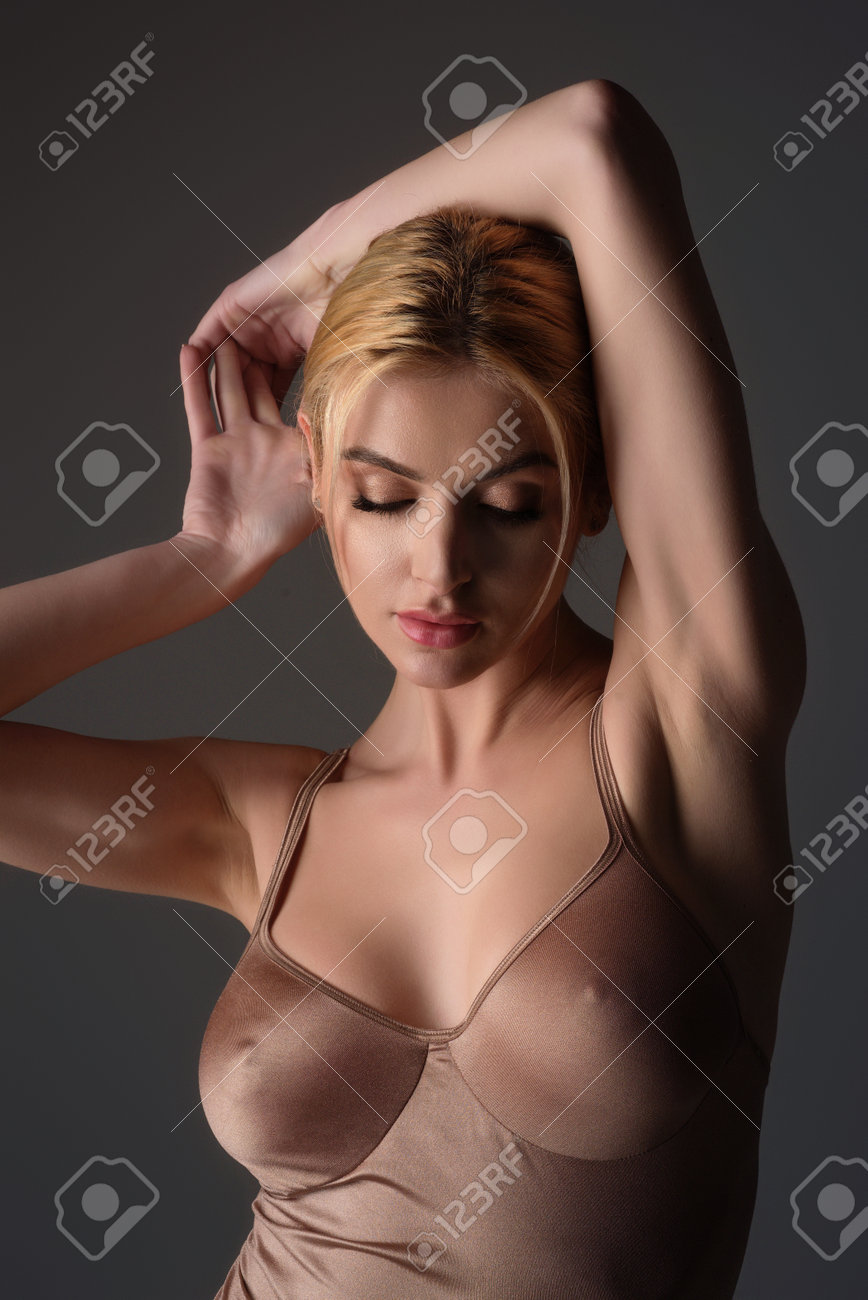 きれいなおっぱい画像 