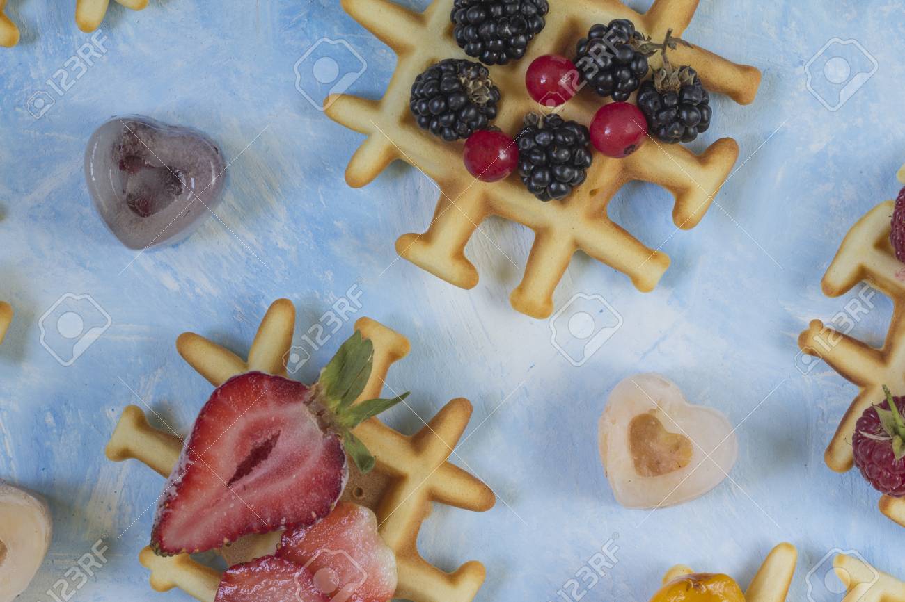 Vista Superior De Waffles Decorados Con Bayas Fotos Retratos