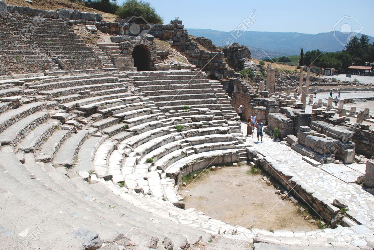 Amphitheater In Ephesus Efes Turkei Lizenzfreie Fotos Bilder Und Stock Fotografie Image 13768935