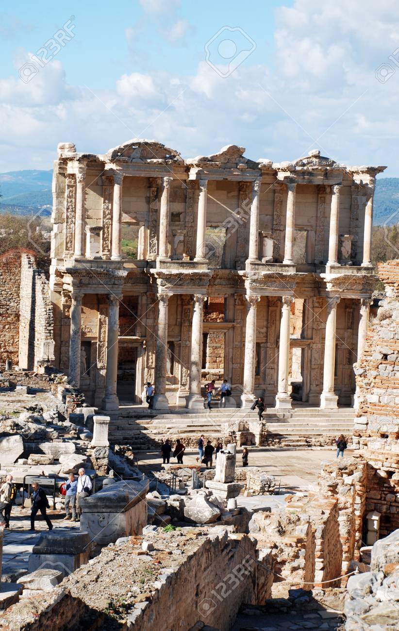 トルコのエフェソスのケルスス図書館 の写真素材 画像素材 Image トルコのエフェソスのケルスス図書館 の写真素材 画像素材 Image