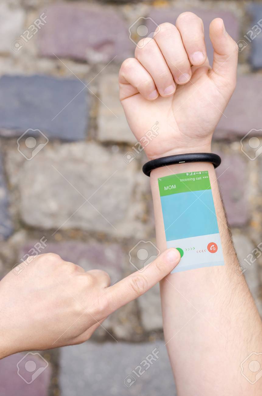 smart bracelet mobile projector