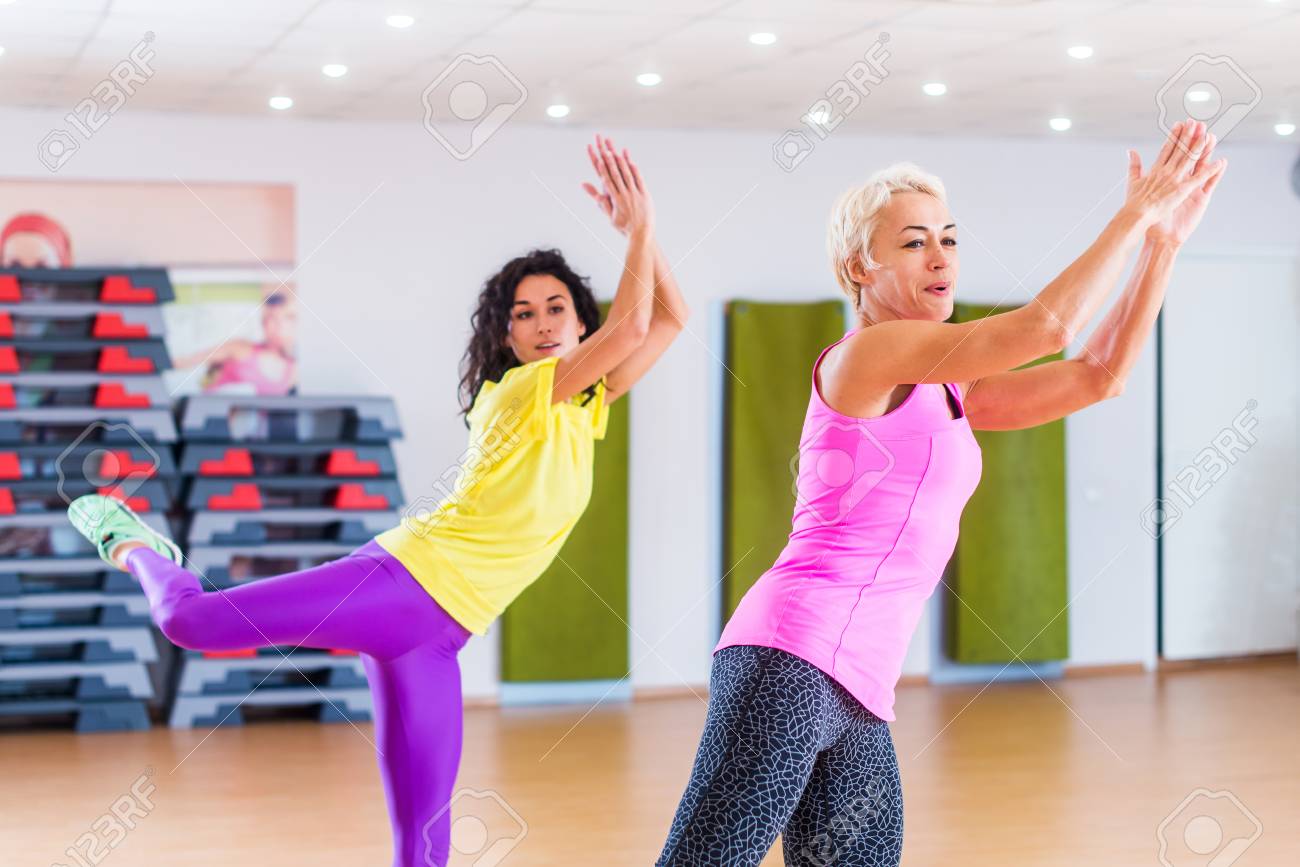 ejercicio para bajar de peso zumba dance