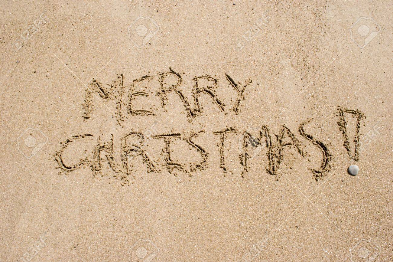 砂にメリー クリスマス 夏 南半球のクリスマス の写真素材 画像素材 Image