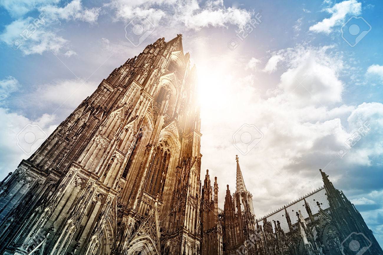 Cologne Cathedral (Kölner Dom) in the morning sun, Cologne, Germany - 32561483 Cologne Cathedral (Kölner Dom) in the morning sun, Cologne, Germany - 32561483