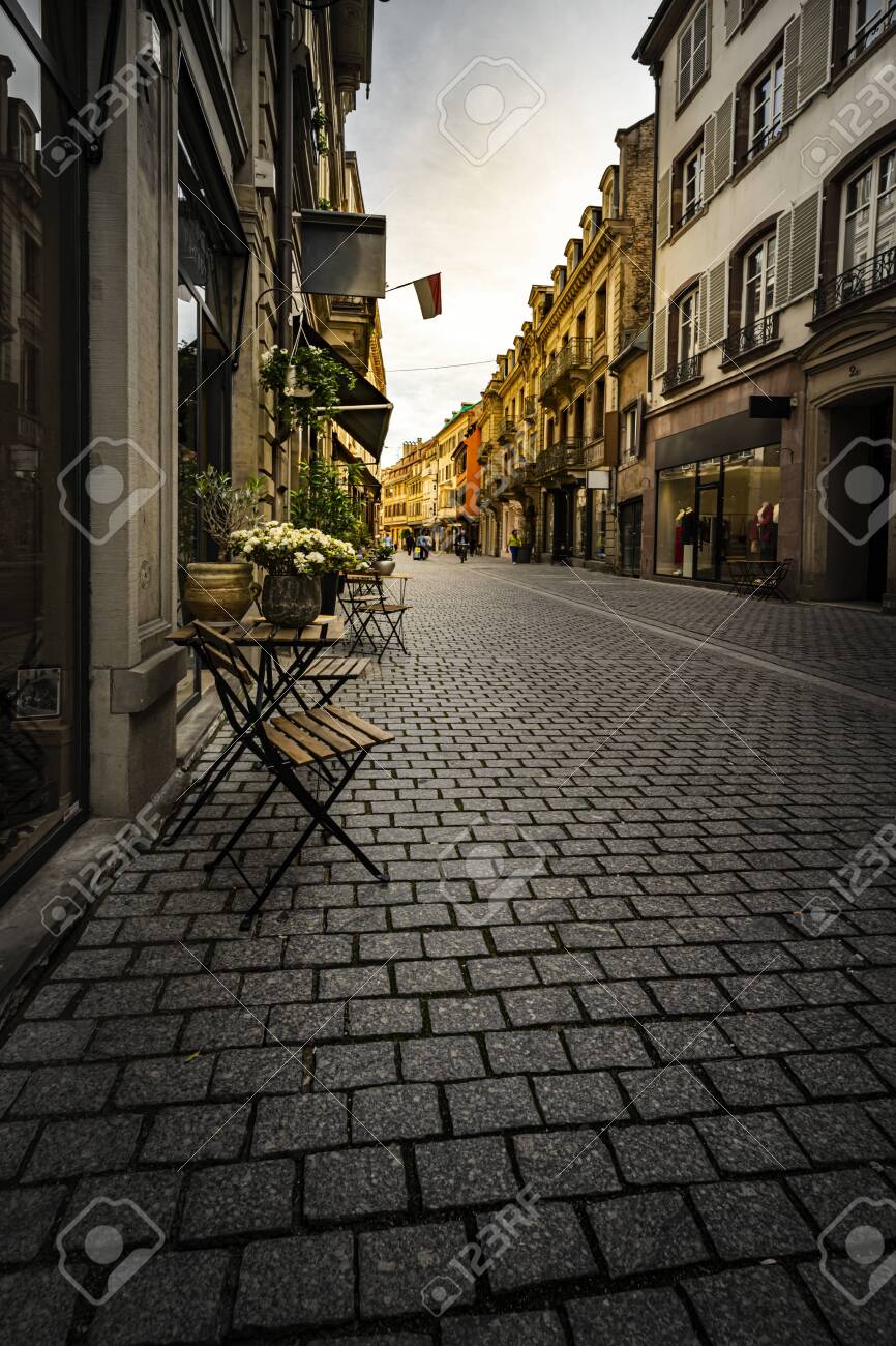 narrow street with picturesque colorful houses in the medieval old town of Strasbourg, Alsace Region, France - 146781204 narrow street with picturesque colorful houses in the medieval old town of Strasbourg, Alsace Region, France - 146781204