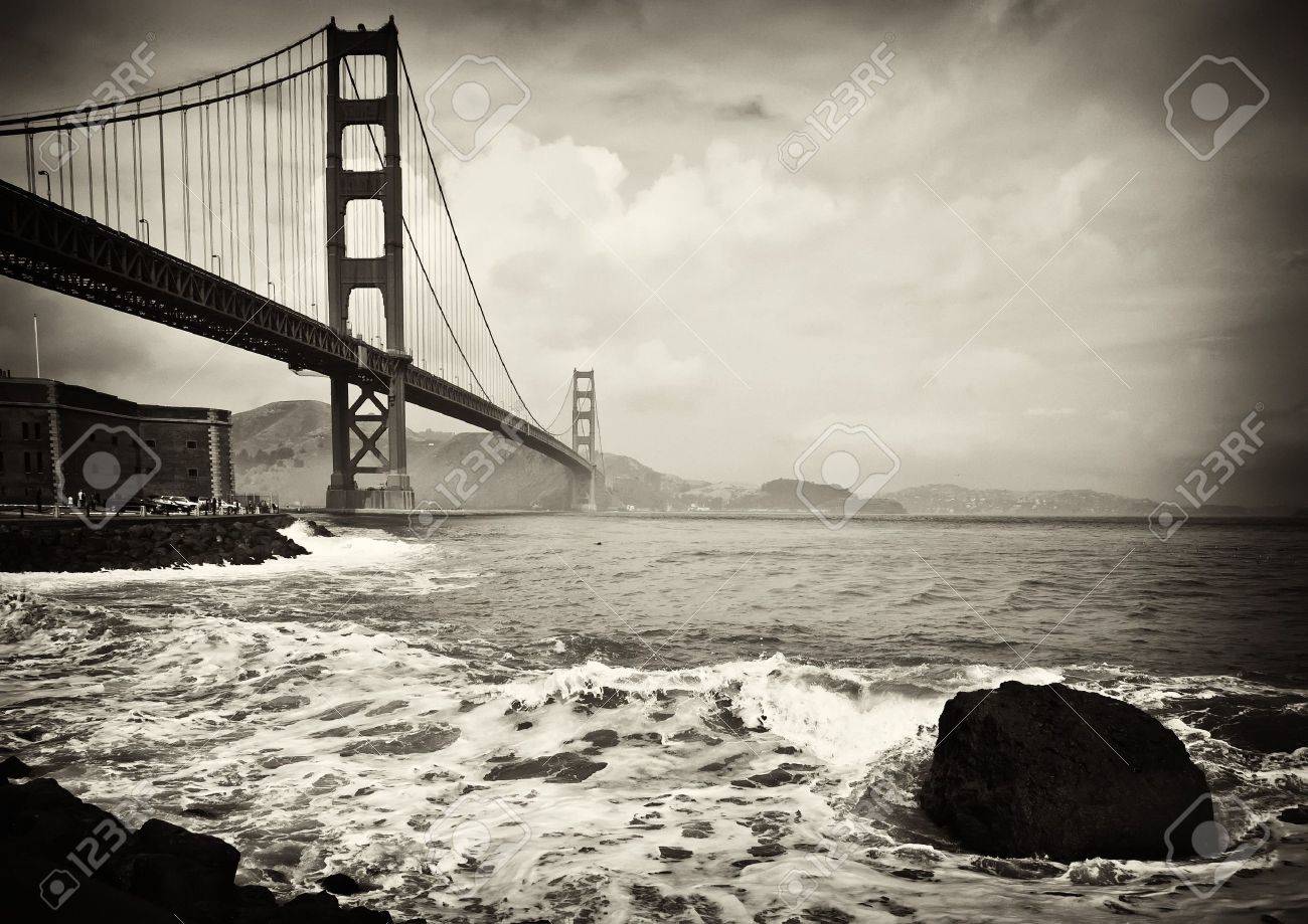 photo beautiful b&w golden gate bridge in san francisco - 6564459 photo beautiful b&w golden gate bridge in san francisco - 6564459