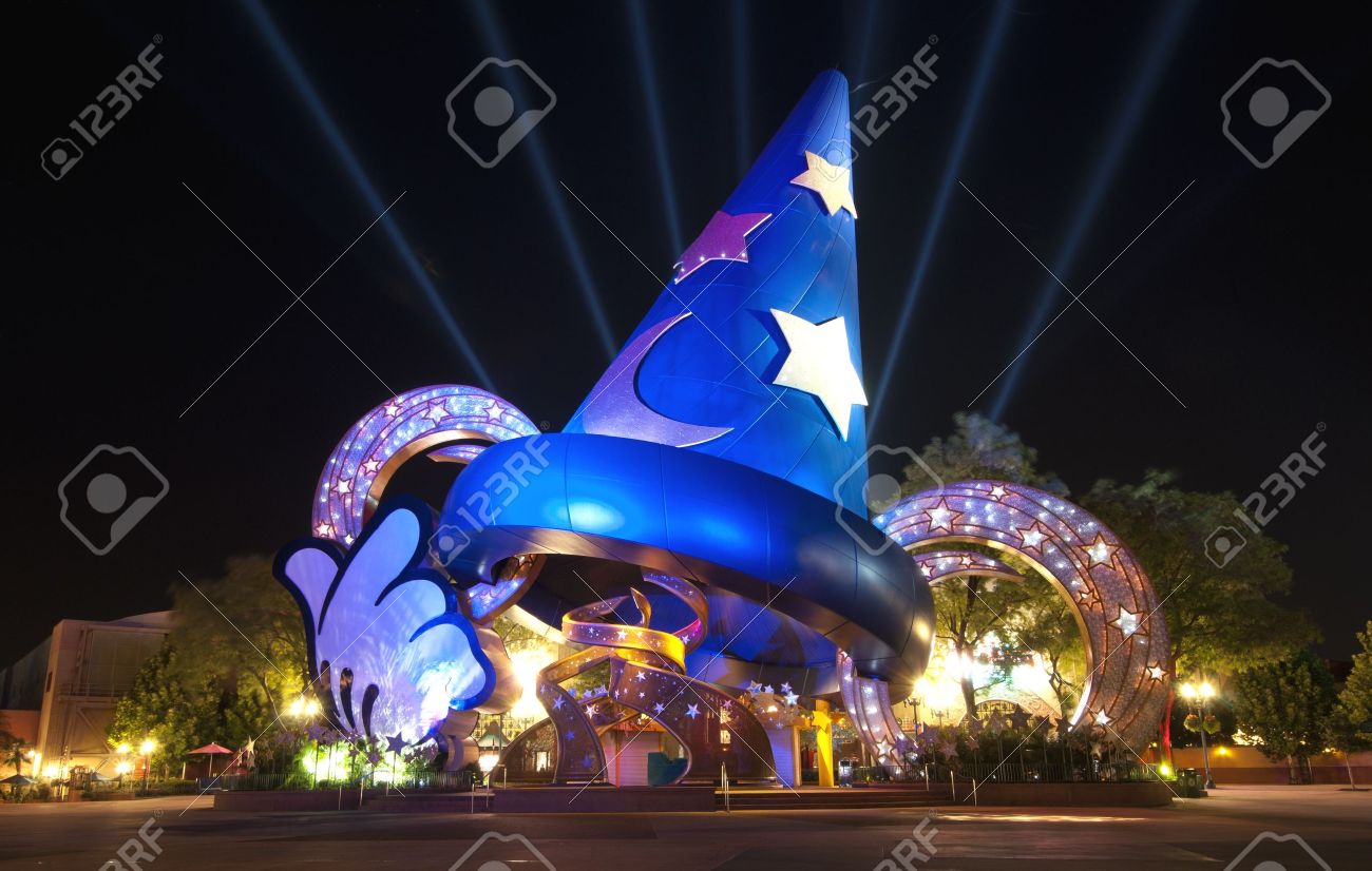 ディズニー ハリウッド スタジオ ウォルト ディズニーの世界 フロリダ州で魔法使いの帽子 の写真素材 画像素材 Image