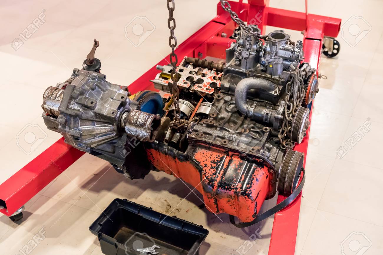 Used Car Engines >> Used Car Engine For Display In Exhibition Used Car Engines >> Used Car Engine For Display In Exhibition