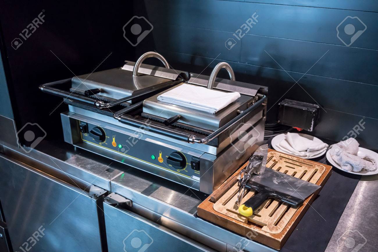 waffle maker on gas stove