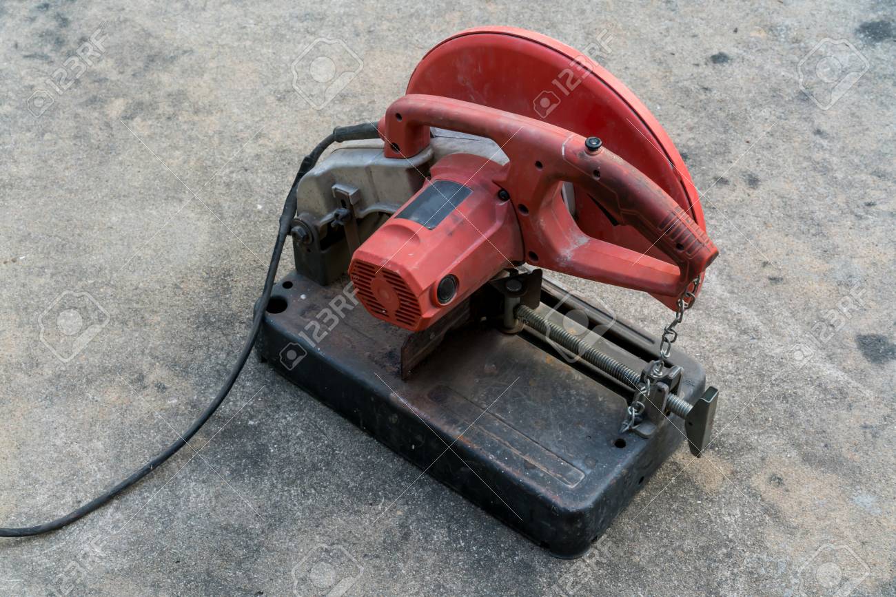 Used Portable Fiber Cut Off Machine In Red And Black Colors On