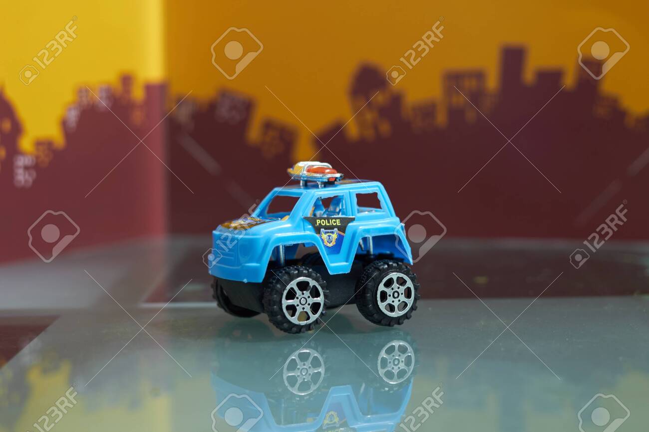 police car big wheel
